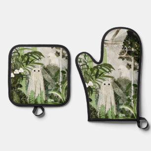 There's A Ghost In The Greenhouse Again... Oven Mitt & Pot Holder Set