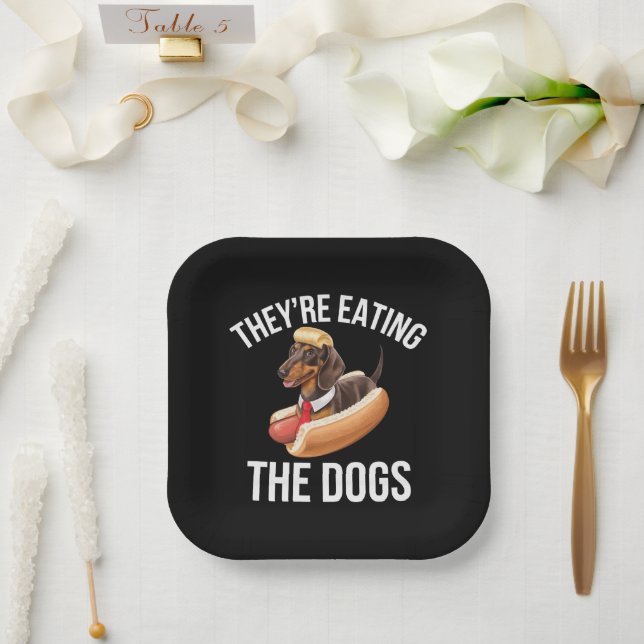 They're Eating The Dogs Donald Trump Debate 2024  Paper Plates (Wedding)