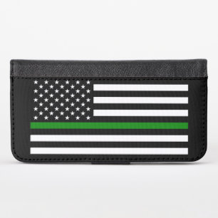 Thin Green Line Flag: Patriotic Military Veterans iPhone X Wallet Case