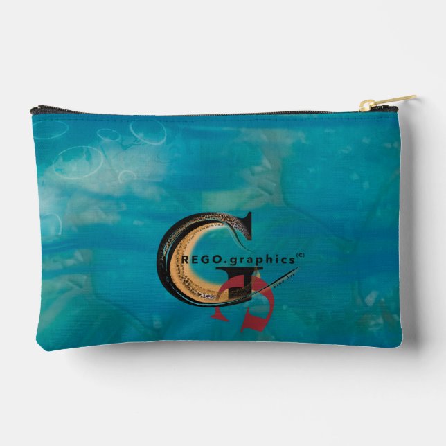 Thinkin’ in the Deep B G Sea  Accessory Pouch (Back)