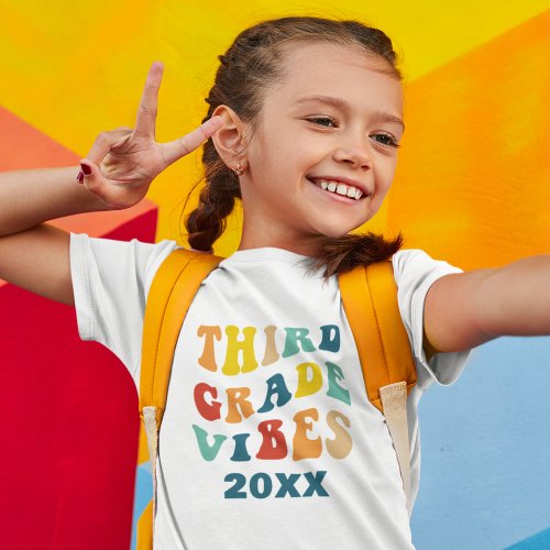 Third Grade vibes back to school retro  T_Shirt