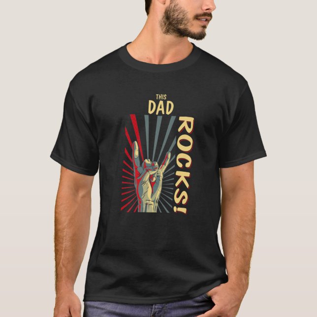 This Dad Rocks Vintage Retro Concert 70S 80S Funny T-Shirt (Front)