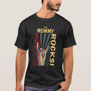 This Mommy Rocks Vintage Retro Concert 70S 80S Fun T-Shirt
