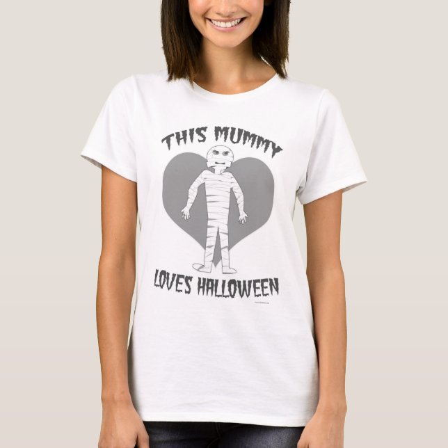 This Mummy Loves Halloween Slogan Fun Art T-Shirt (Front)