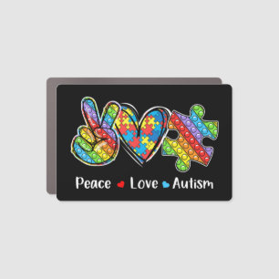 This tee with peace hand, heart shape and pop it s car magnet