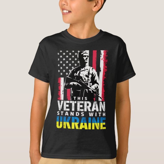 This Veteran Stands With Ukraine 9  T-Shirt (Front)