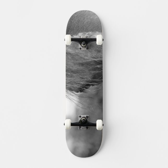 thoroughbred b/w skateboard deck (Front)
