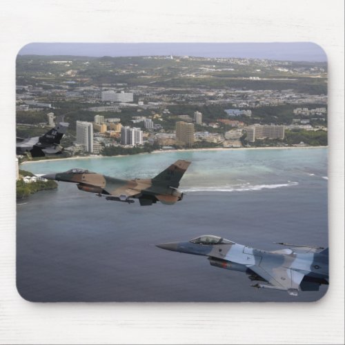 Three F_16 Fighting Falcons fly in formation Mouse Pad