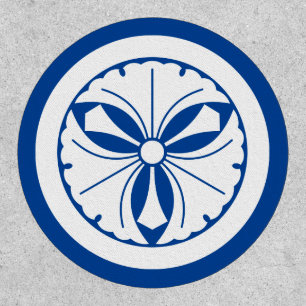 Three ginkgo leaves with swords in circle patch