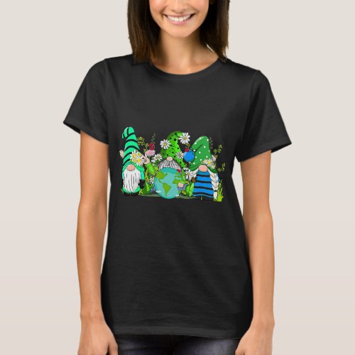 Three Gnomes Daisy Flower Earth Day Funny Gnome Lo T_Shirt