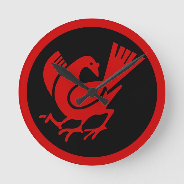 Three Legged Crow Round Clock (Front)