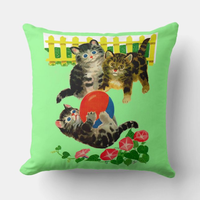 three little kittens throw pillow (Front)