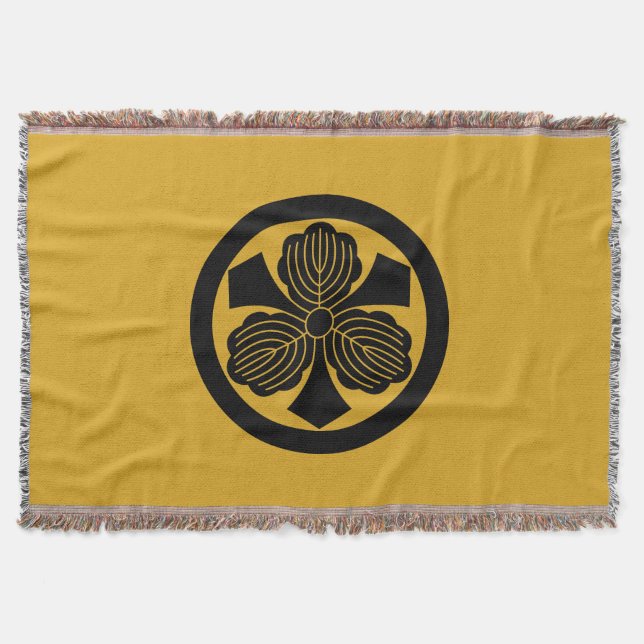 Three oak leaves with swords in circle throw blanket (Front)