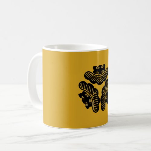 Three pines inward_facing coffee mug