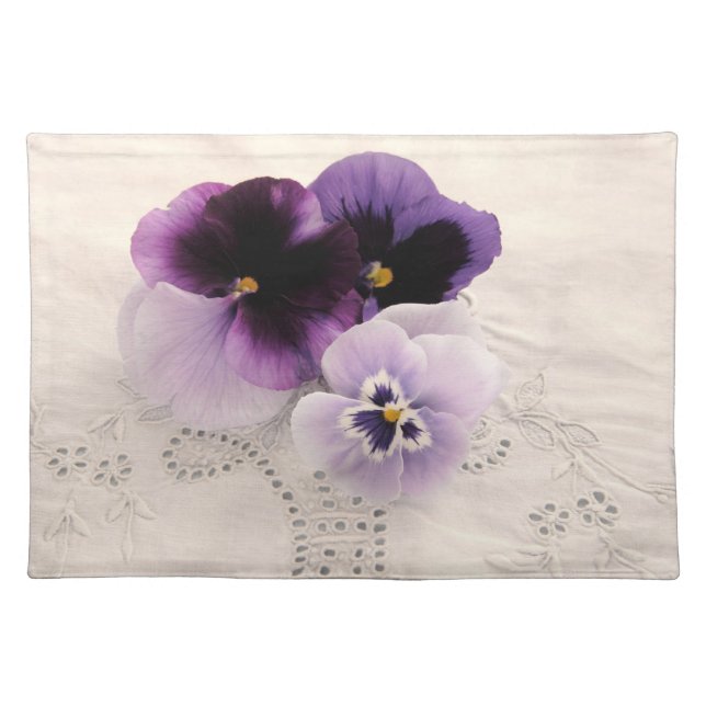 Three purple pansies placemats (Front)