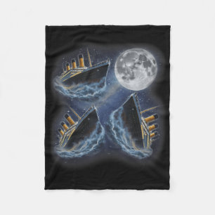 Three Rms Titanic Moon 3 Howling At Moon Funny Wei Fleece Blanket