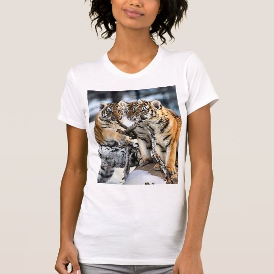 Three Tiger Cubs In Snow Art Gifts T-Shirt