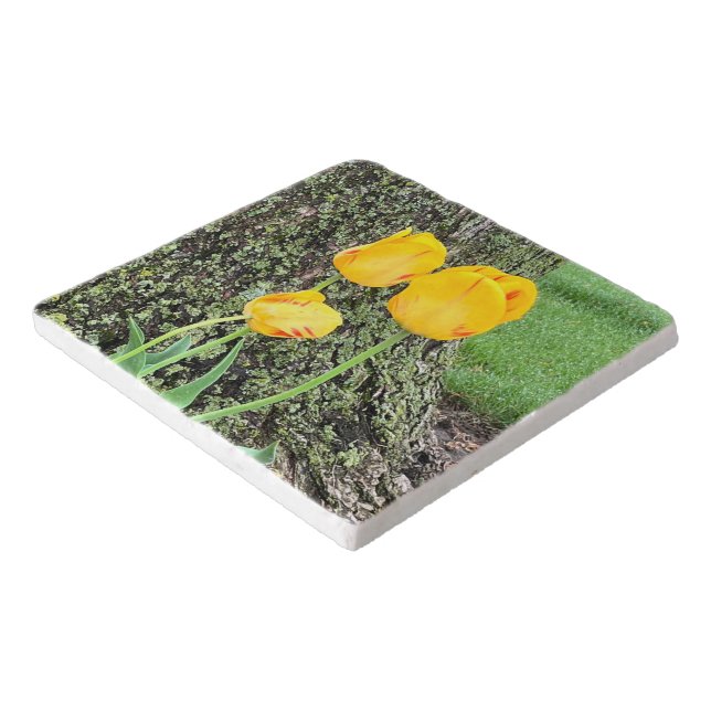 Three Yellow Tulips / Trivet (Corner)