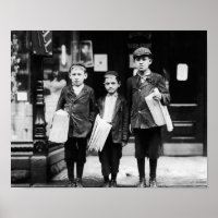 Three Young Newsies - Lewis Hine - Philadelphia
