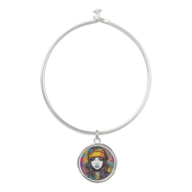 Throughoughly modern flare bangle bracelet (Front)