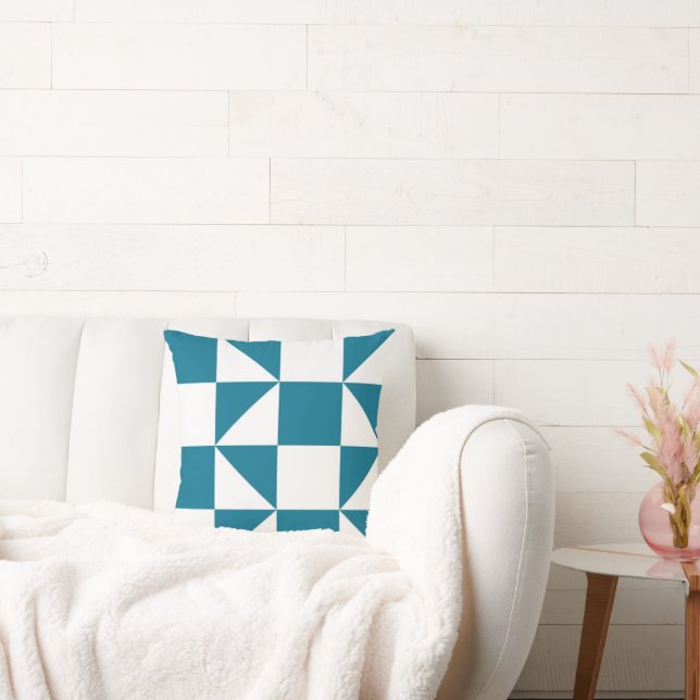 Throw Pillow (Couch)