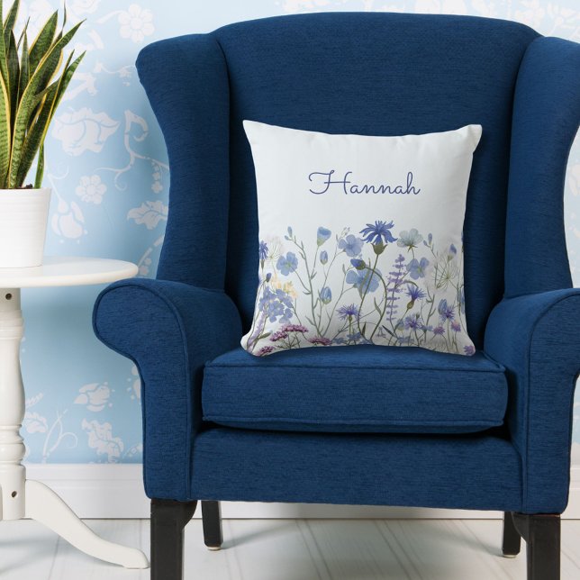 Throw Pillow (In situ)