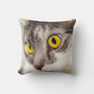 Throw Pillow - Cat