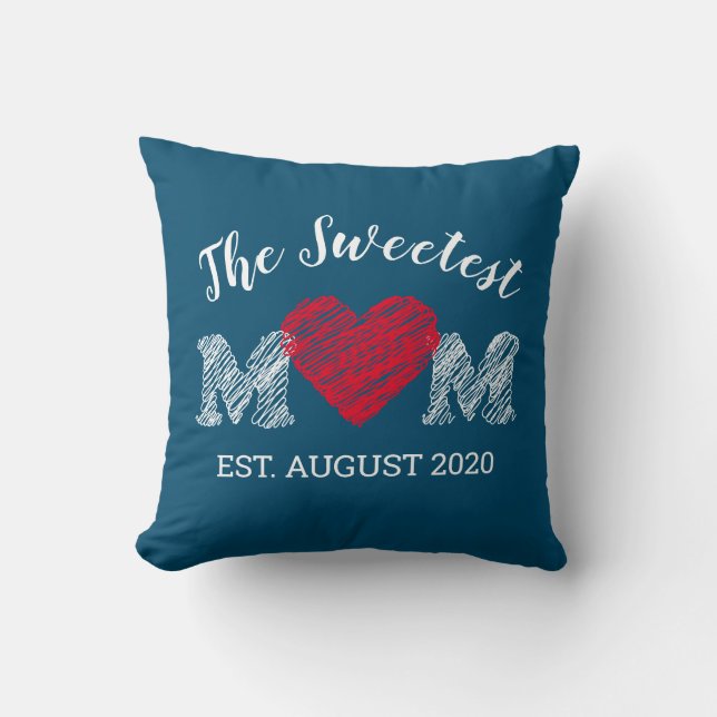 Throw Pillow for Mom with heart shape (Front)