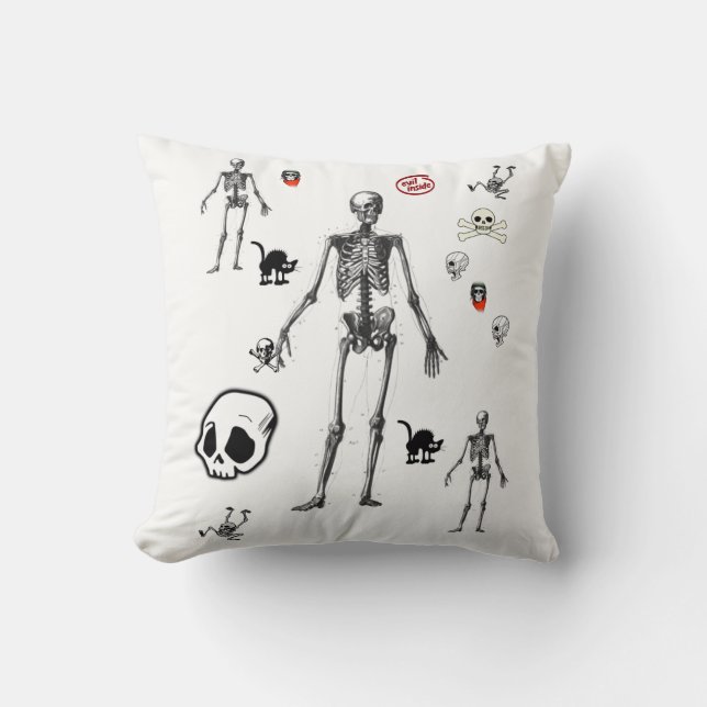 Throw Pillow Halloween (Front)