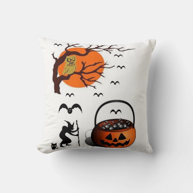 Throw Pillow Halloween (Front)
