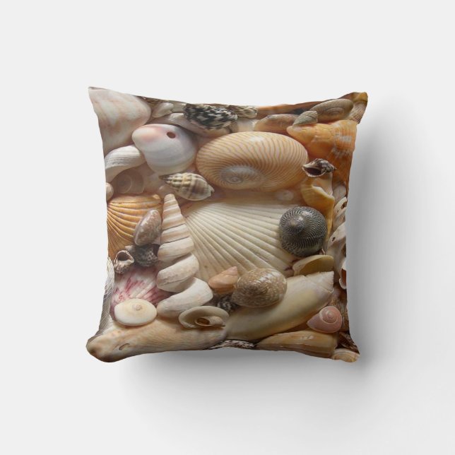 Throw Pillow Seashell (Front)