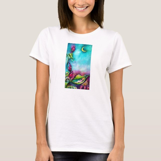 THUMBELINA SLEEPING BETWEEN ROSE LEAVES T-Shirt (Front)