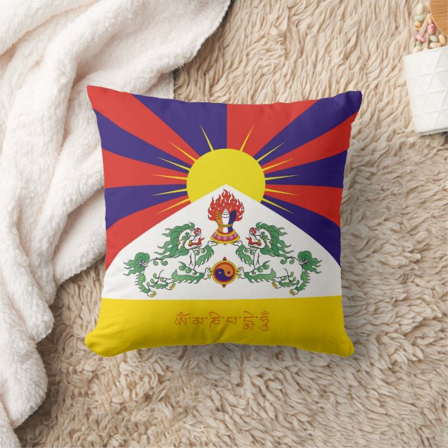Tibet & Snow Lions, flag - The Himalayas Throw Pillow (Blanket)