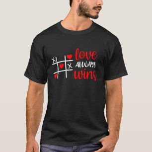 Tic Tac Toe Game Love Always Wins Cute Red Hearts T-Shirt