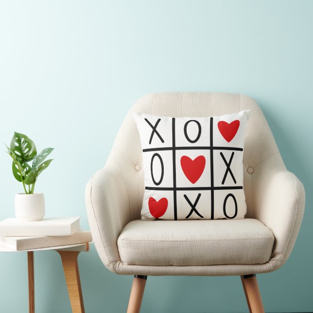 Tic Tac Toe Valentine Pillow (Chair)