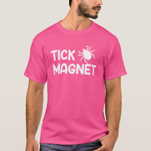 tick magnet Campingick Magnet friends T-Shirt