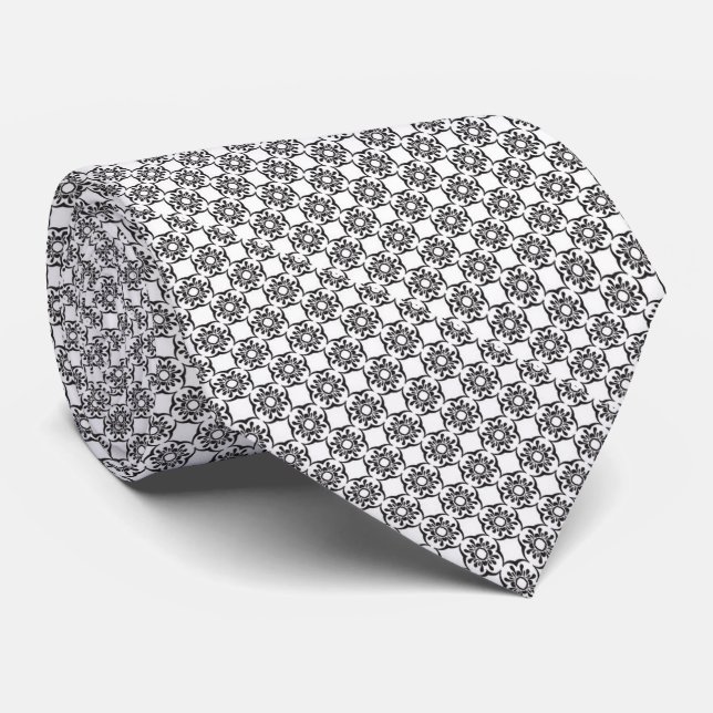 Tie/Black and White Geometric Neck Tie (Rolled)