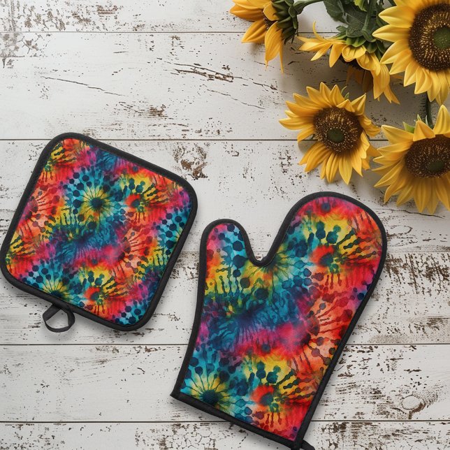 Tie Dye Retro Colorful Oven Mitt & Pot Holder Set (Creator Uploaded)