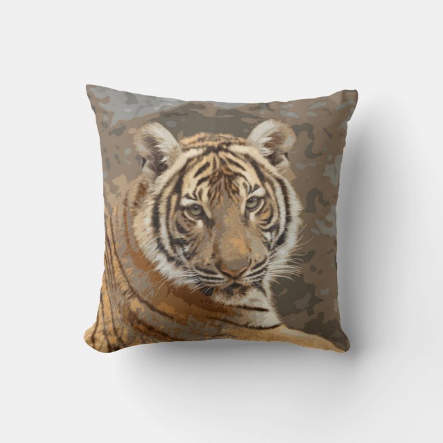 Tiger_2015_0133 Throw Pillow (Front)