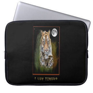 Tiger and cubs laptop sleeve