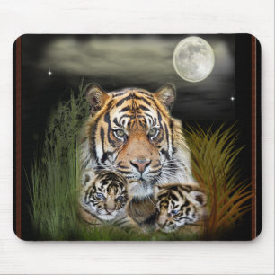 Tiger and cubs mouse pad