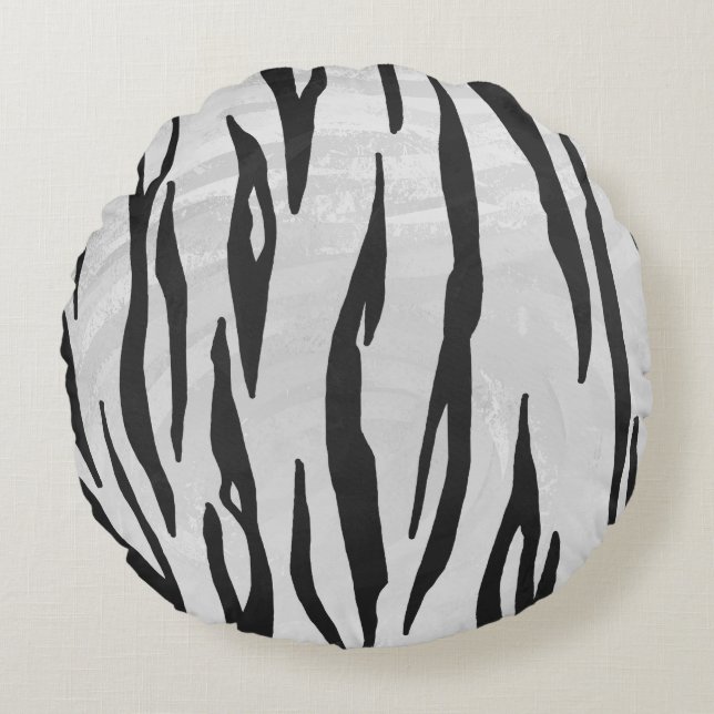 Tiger Black and White Print Round Pillow (Front)
