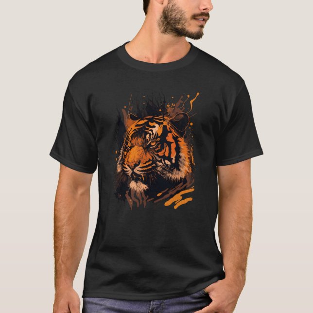 Tiger showingeeth girl T-Shirt (Front)