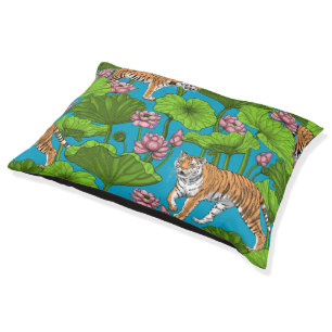 Tigers in the pink lotus pond pet bed