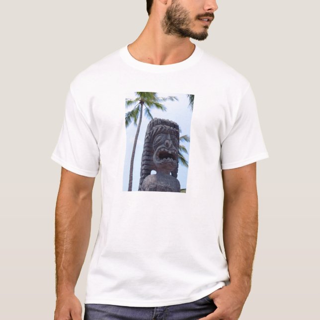 Tiki Statue in Kona, Hawaii - T-Shirt (Front)