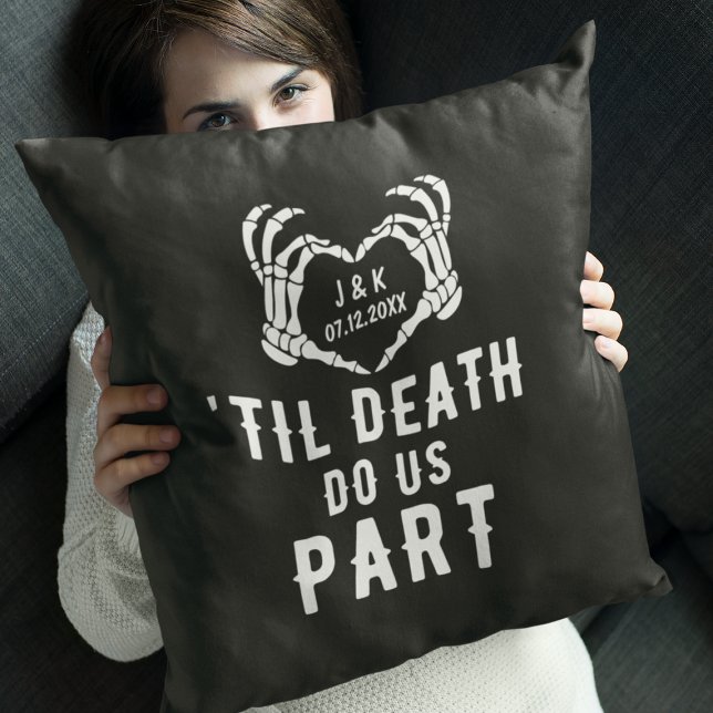 Til Death Do Us Part Newlyweds Initials Wedding Throw Pillow (Til Death Do Us Part Newlyweds Initials Wedding Throw Pillow
)