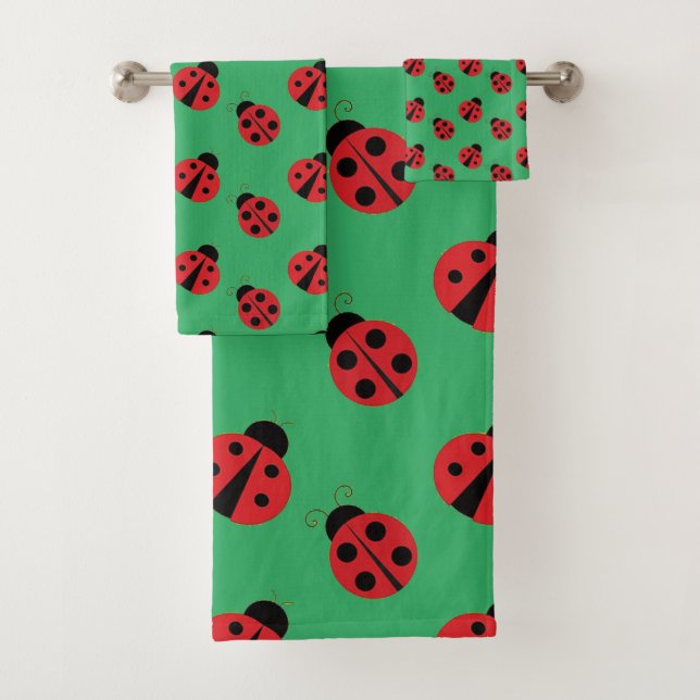 Tiled Ladybug Design Bath Towel Set (Insitu)