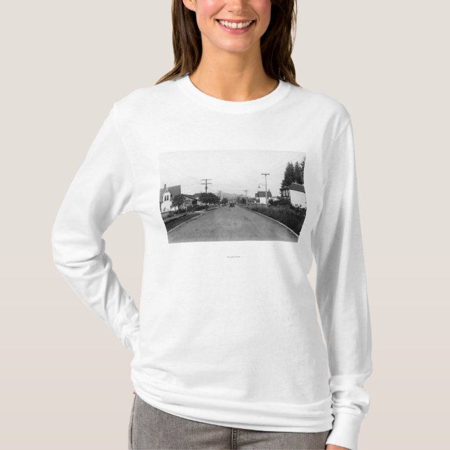 Tillamook, Oregon Residential Street Scene T-Shirt (Front)