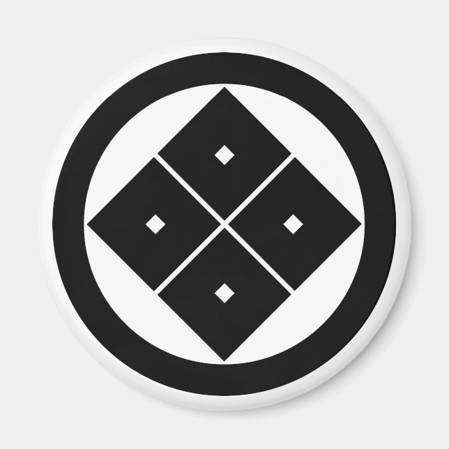 Tilted four-square-eyes in a circle magnet (Front)