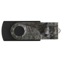 Timber wolf USB flash drive